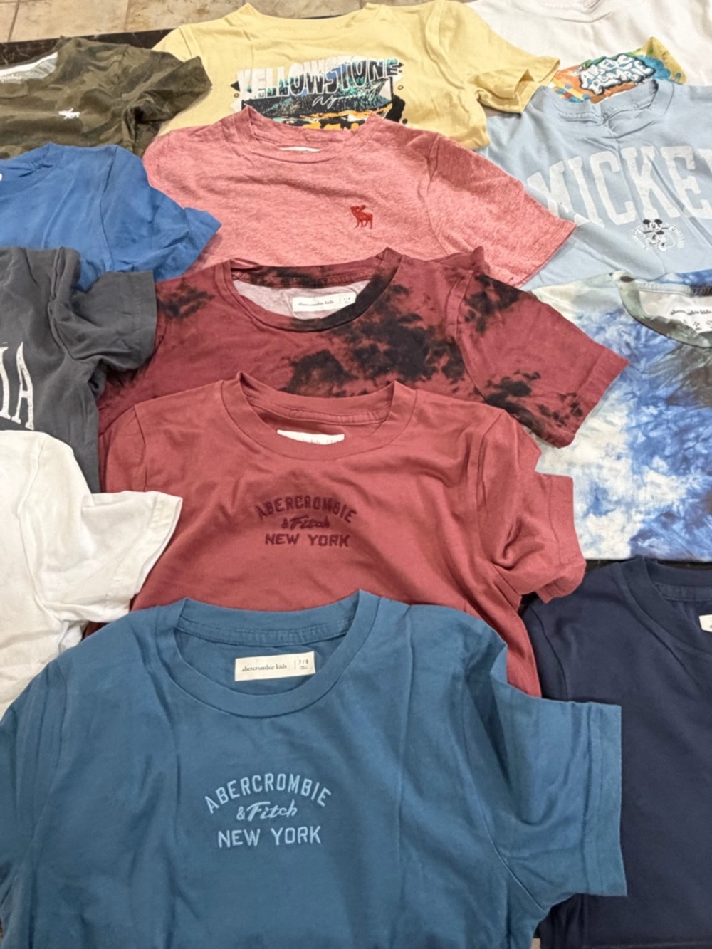Assorted Kids Graphic Tee - Multicolor - Picture 3 of 5